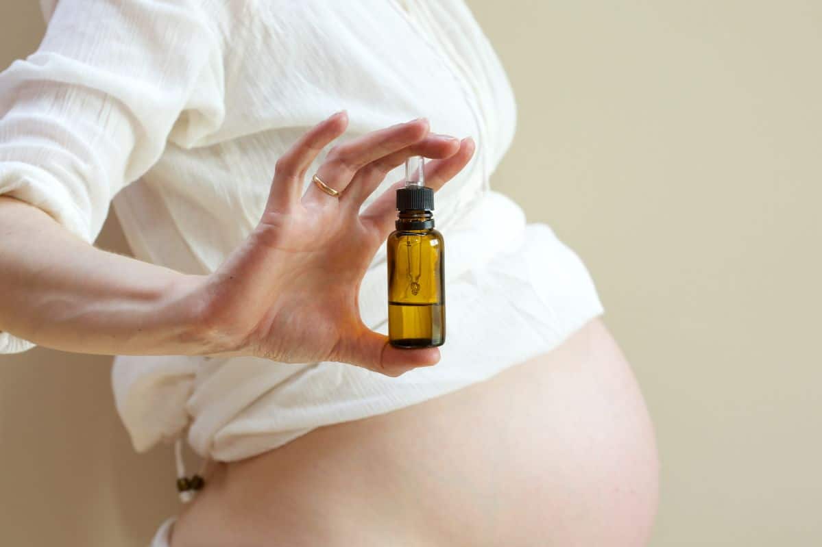 Czy stosowanie olejków CBD w ciąży jest bezpieczne?