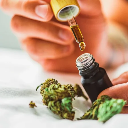 Dlaczego warto wybrać olej Swiss Hemp jako suplement diety?